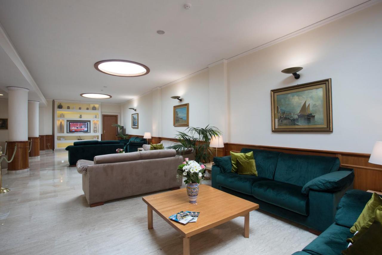 Hotel Serena