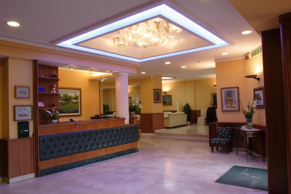 Hotel Serena